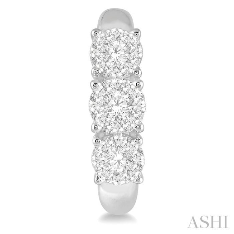 1/2 ctw Lovebright Round Cut Diamond Earrings in 14K White Gold