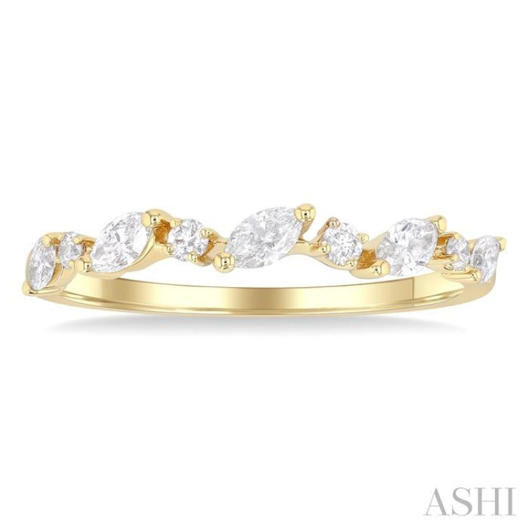 3/8 Ctw Wave Pattern Scatter Marquise and Round Cut Diamond Fashion Band in 14K Yellow Gold