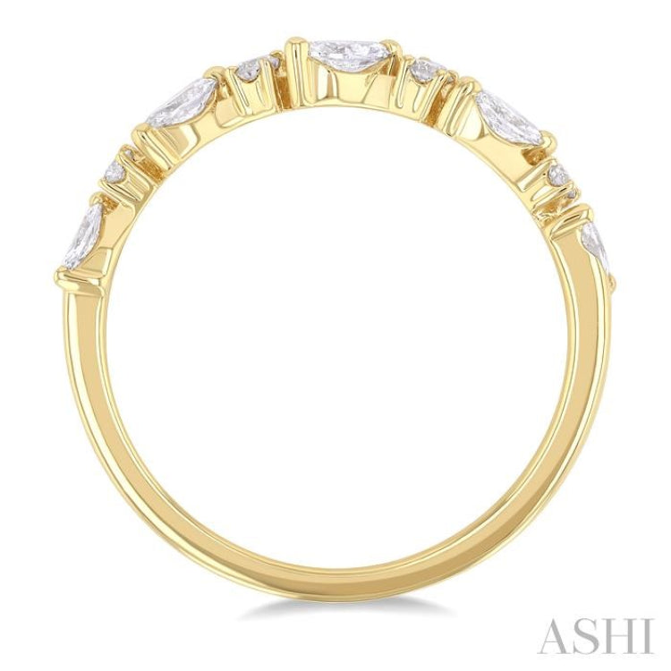 3/8 Ctw Wave Pattern Scatter Marquise and Round Cut Diamond Fashion Band in 14K Yellow Gold