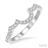 1/6 Ctw Curved Center Flighted Wings Round Cut Diamond Wedding Band in 14K White Gold