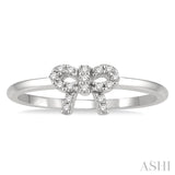 1/10 Ctw Bow Cutout Round Cut Diamond Petite Fashion Ring in 10K White Gold