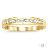 1/4 Ctw Channel Set 11 Stone Round Cut Diamond Wedding Band in 14K Yellow Gold